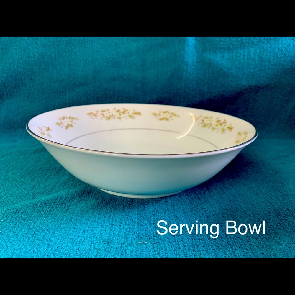 Vintage Serving Bowl. Japanese Fine China.